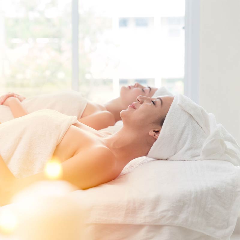 Couple Massage with Private Jacuzzi and SPA (for 2 people)