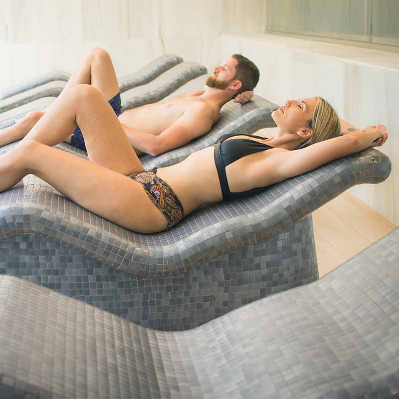 Couple Massage with Private Jacuzzi and SPA (for 2 people)